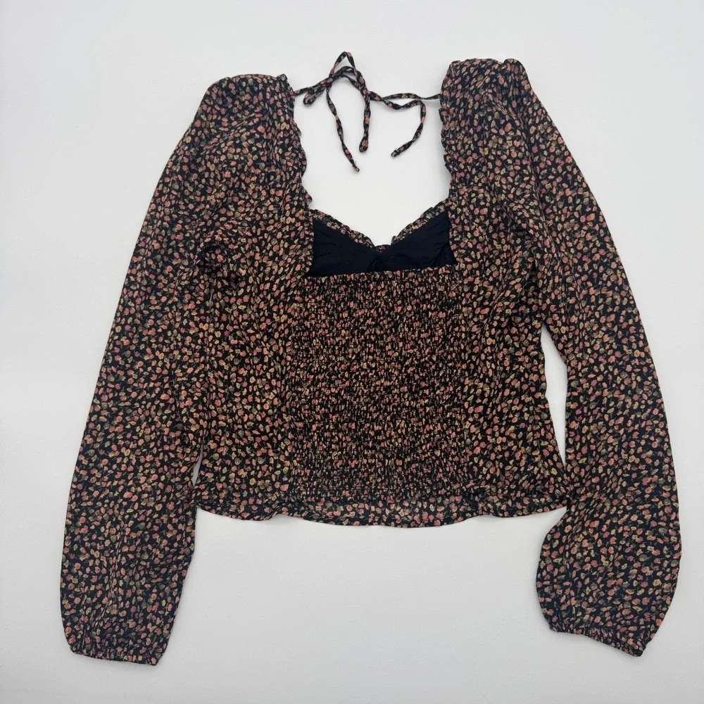 Abercrombie & Fitch Floral Long Sleeve‎ Smocked Back Tie Front Crop Top Small